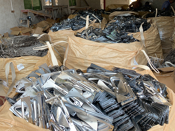 大量回收商标镍 东莞萝莉社导航网址回收厂家