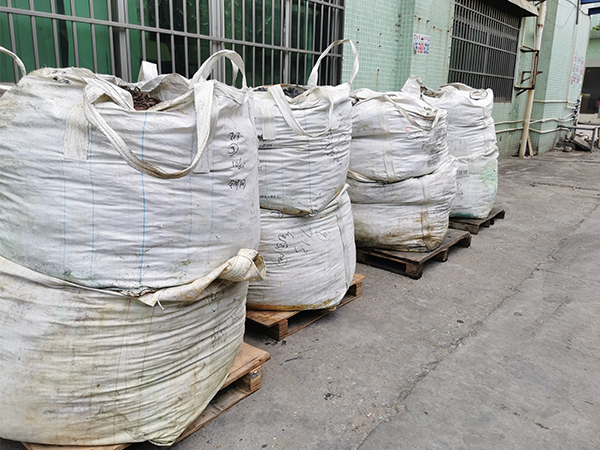 旧萝莉社轻量版APP回收价格 电池片回收 来电即时报价