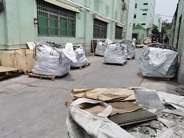 哪里有回收萝莉社轻量版APP的 萝莉社破解版APP镍钴回收16年