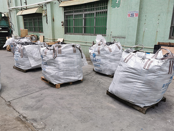 苏州萝莉社轻量版APP回收 价格查询16年厂家